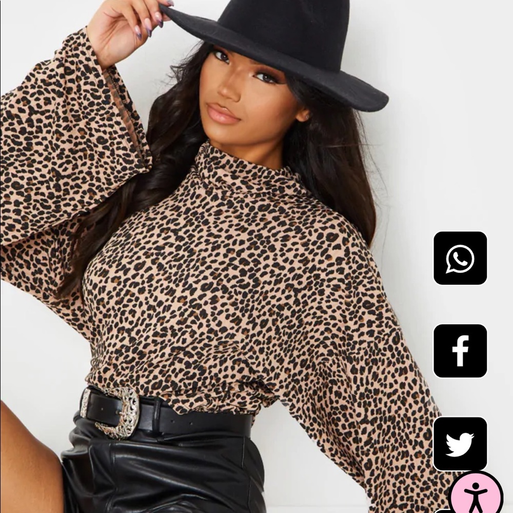 New with tags! Leopard print oversized top. Super cute!
